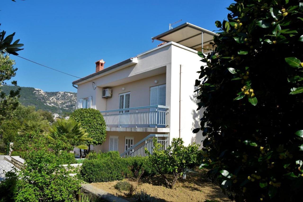 MiraMar Gardenn Apartmment Banjol Exterior foto