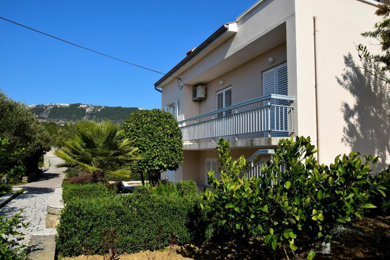 MiraMar Gardenn Apartmment Banjol Exterior foto