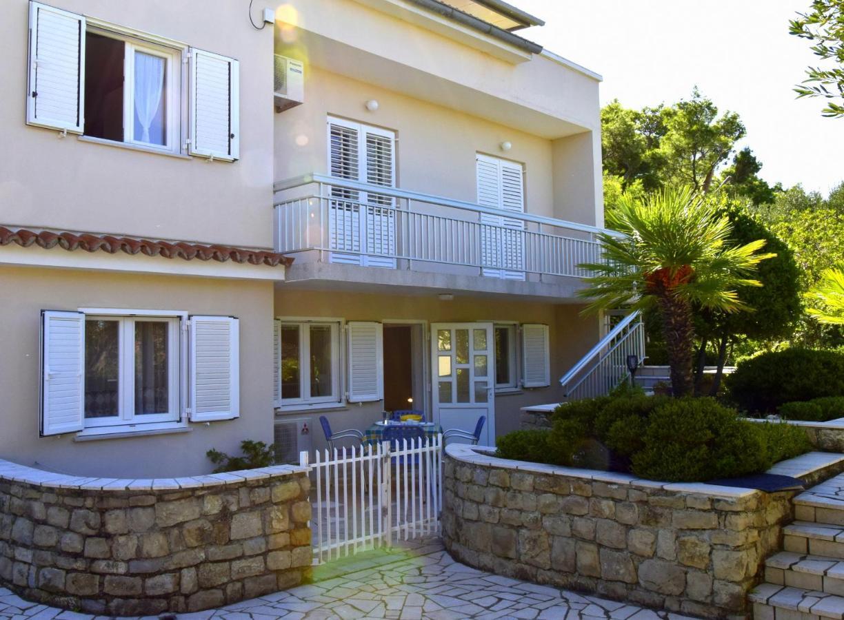 MiraMar Gardenn Apartmment Banjol Exterior foto